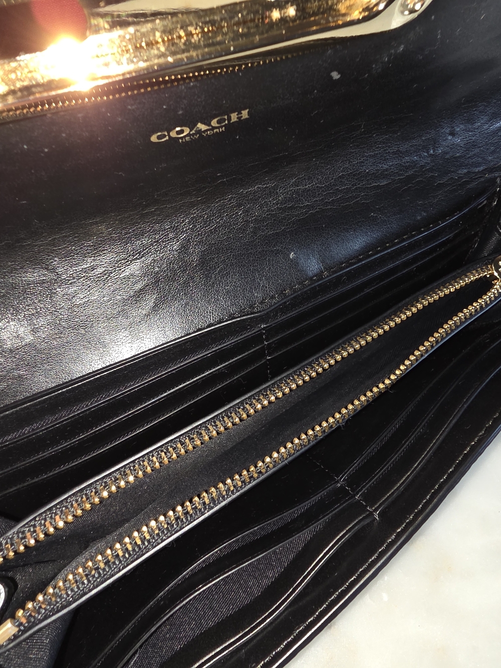 Rare Coach Black Pebbled Leather W/ Double turnlock Gold Plate Wallet - Picture 11 of 16